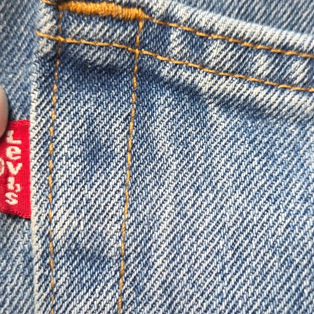 Levis these levi